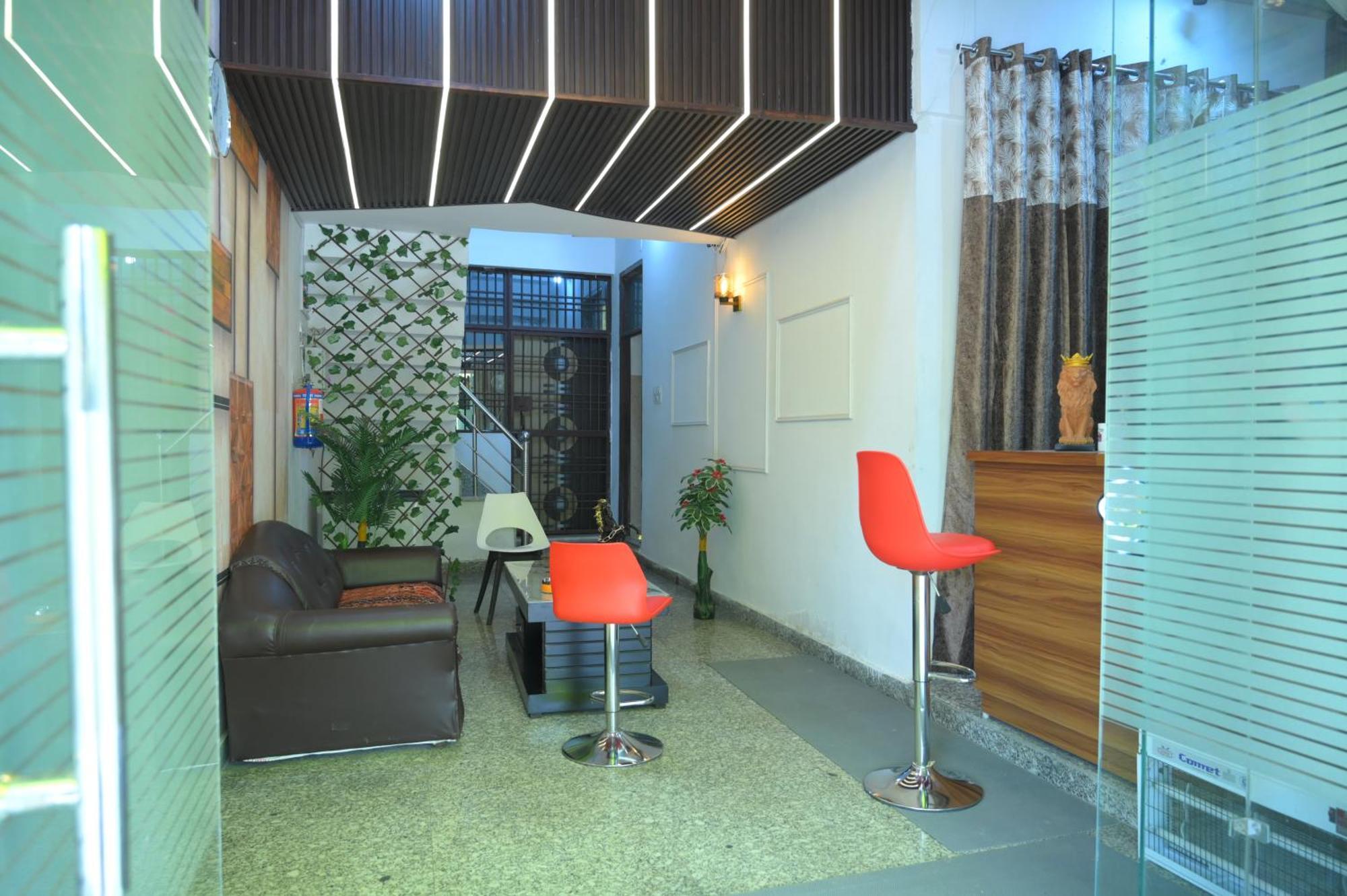 Hotel Starlight Мирут Екстериор снимка